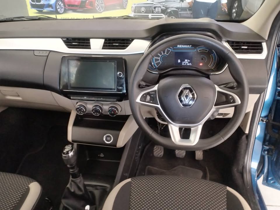 2024 Renuat TRIBER 1.0 7SEATER MANUAL
