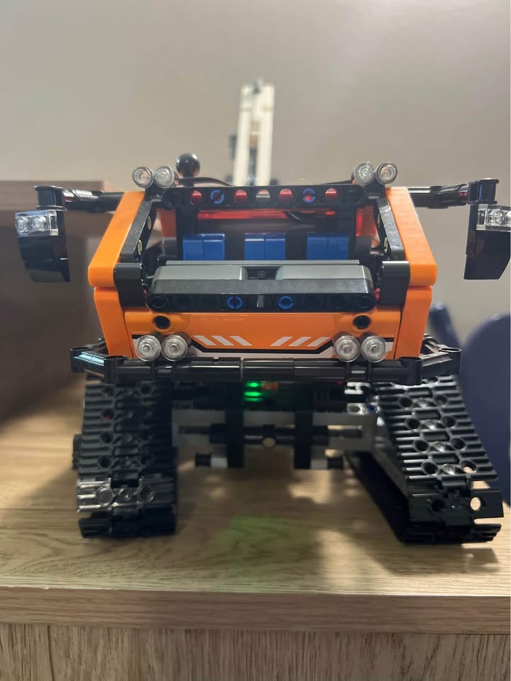 Very Rare LEGO 42038 Technic Arctic Truck.