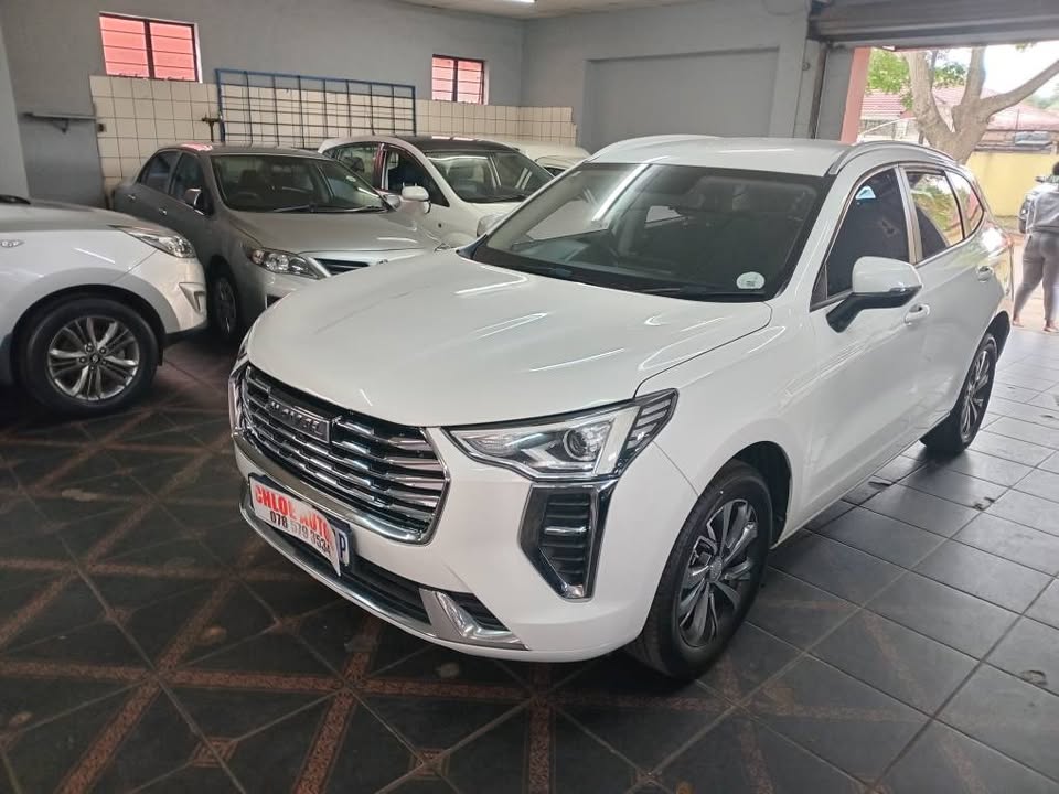 2021 Haval Jolion 1.5T Premium Auto White, Reverse camera and reverse sensor