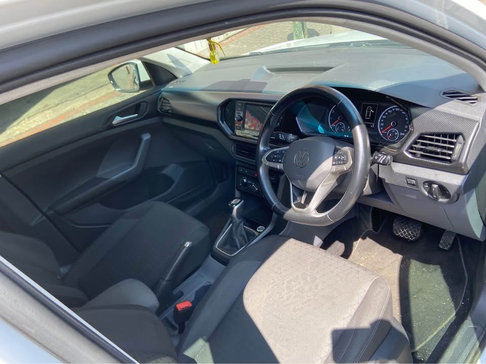 2021 VW Tcross 1.0 TSI Comfortline 58000km Automatic