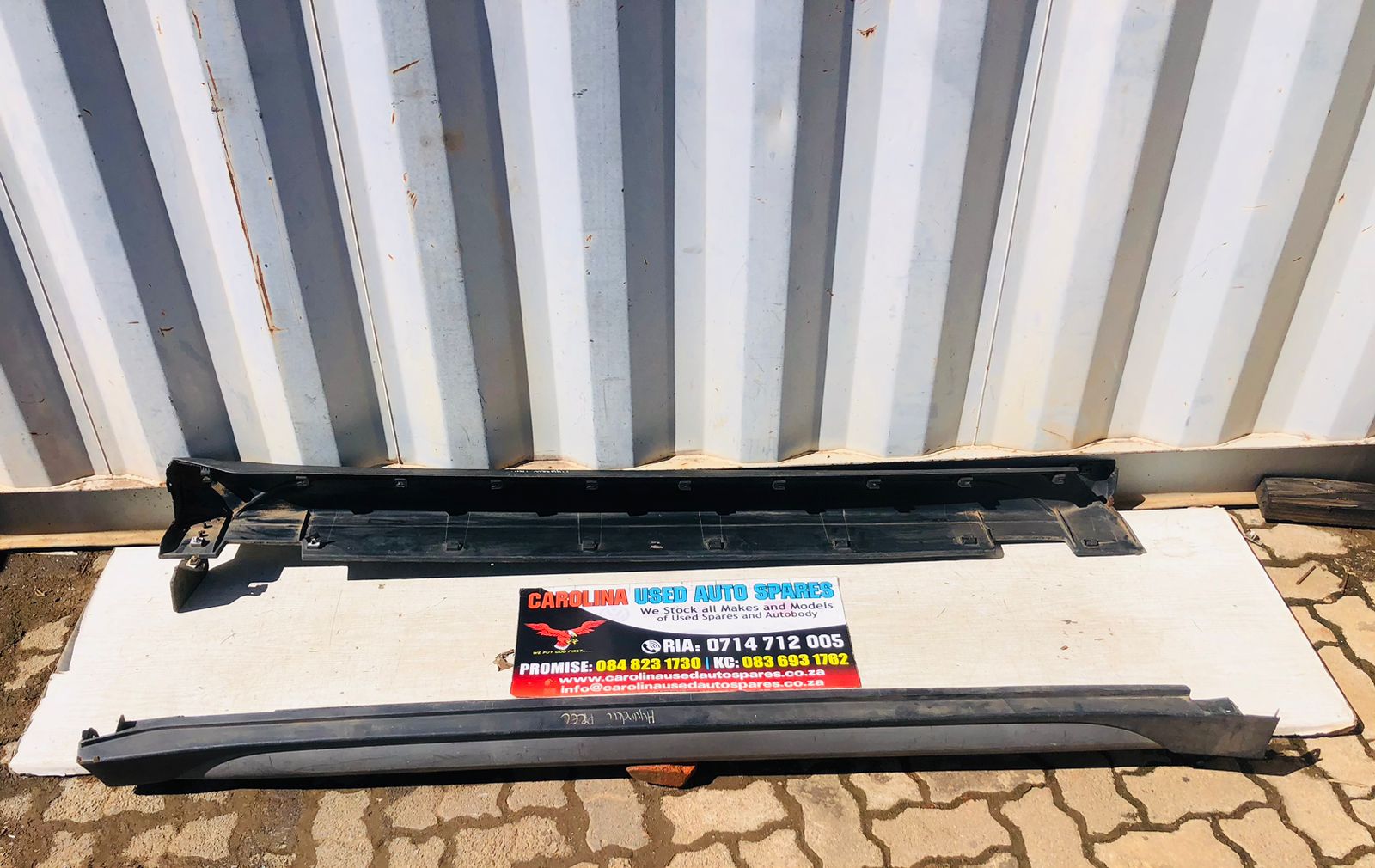 Hyundai Tucson left and right side skirt (2016-2018) - Private Seller Hyundai Tucson left and right side skirt (2016-2018) - Private Seller
