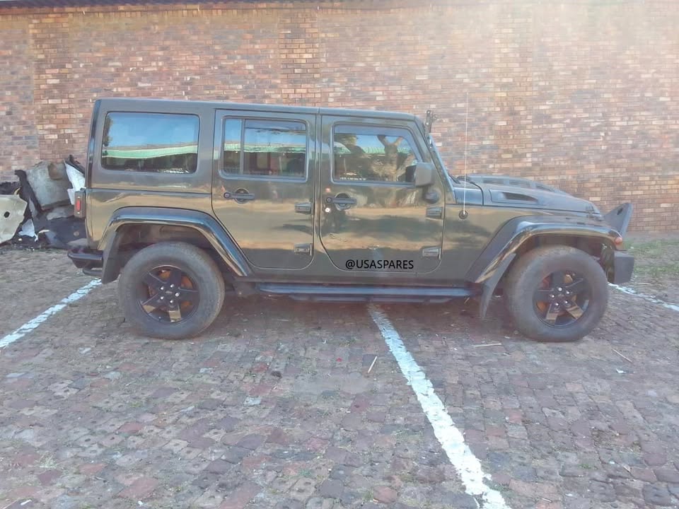 Jeep, Chrysler and Dodge Vehicles Stripping For Spares - Private Seller Jeep, Chrysler and Dodge Vehicles Stripping For Spares - Private Seller