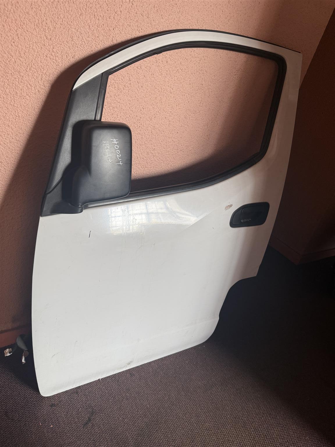Nissan NV200 Door - Private Seller Nissan NV200 Door - Private Seller