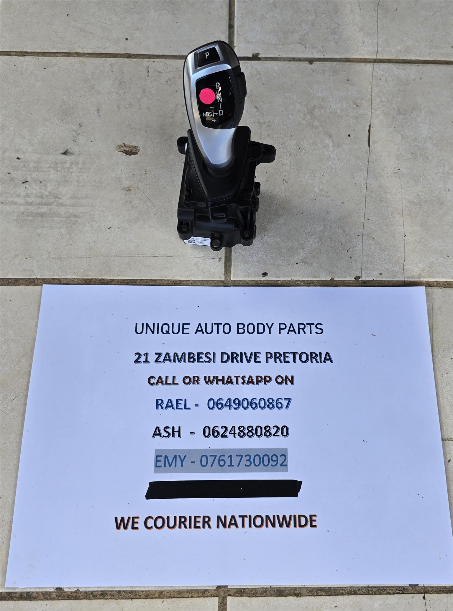 BMW 7 F01 / F02 / F03 / F04 / F10 / F11 / F25 / F26 / F30 Gear Selector BMW 7 F01 / F02 / F03 / F04 / F10 / F11 / F25 / F26 / F30 Gear Selector