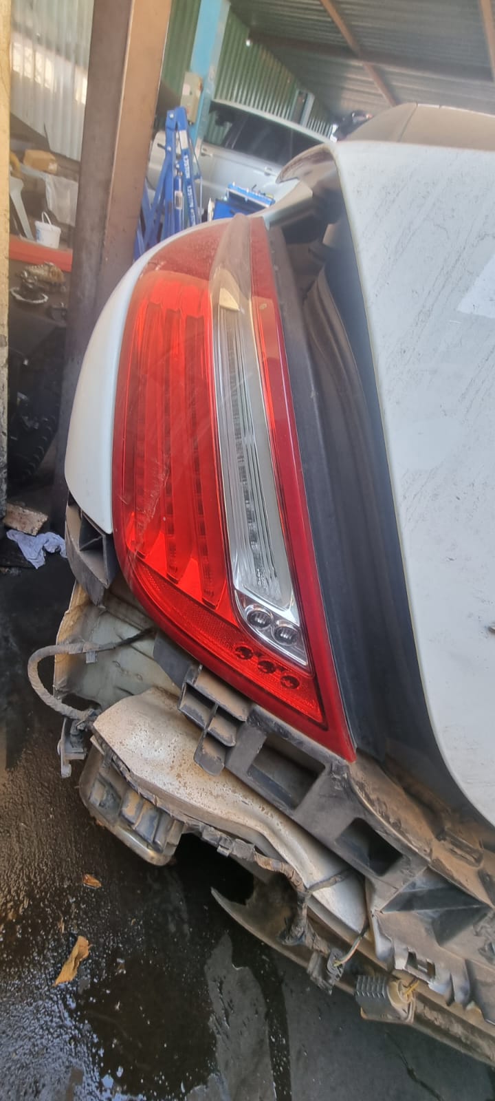 2013 Jaguar XJ 3.0l V6 D Taillights for sale