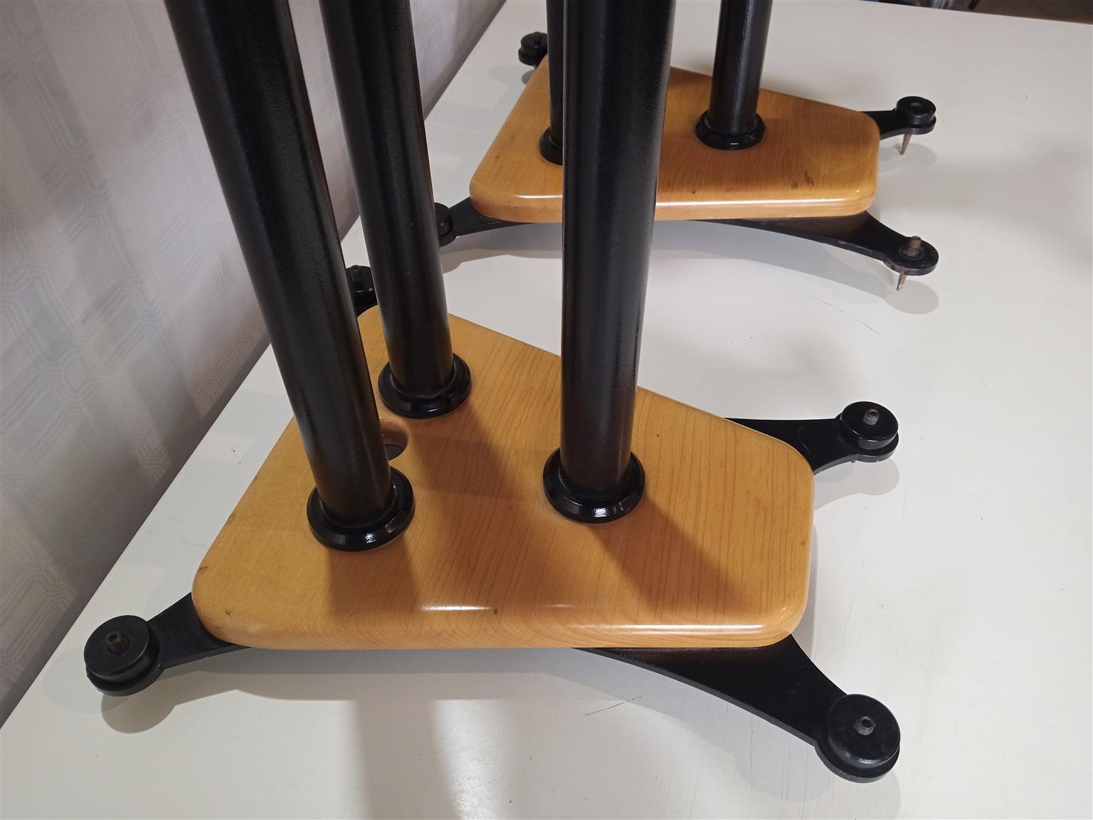 Audiophile Sonus Faber Stands