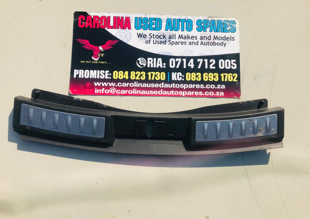 Range Rover Evoque L551 tailgate lock cover - Private Seller Range Rover Evoque L551 tailgate lock cover - Private Seller