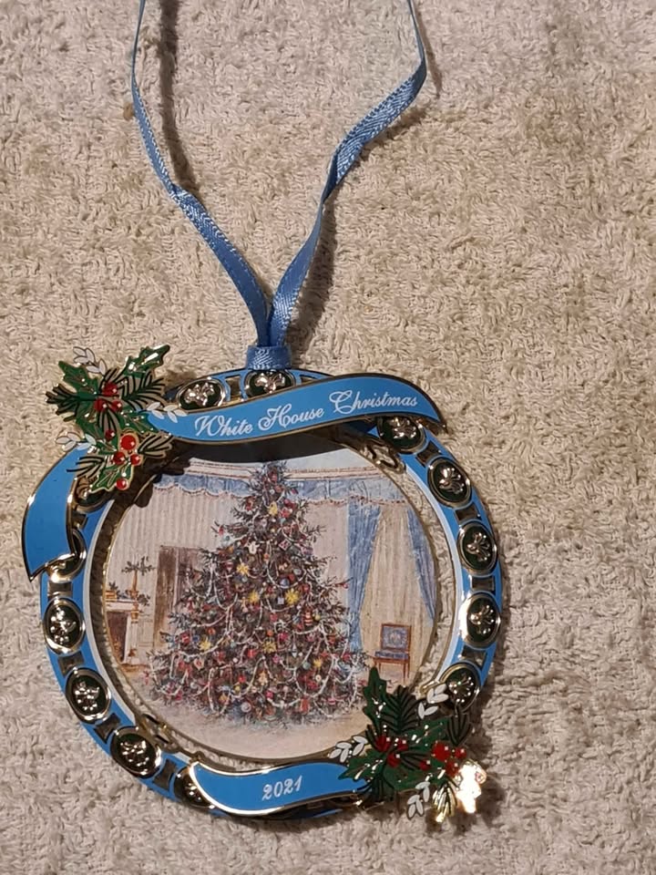 The White House 2021 Christmas tree