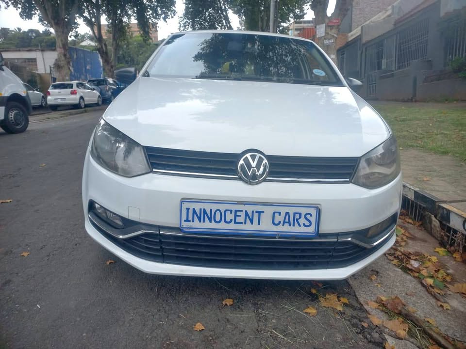 2016 VW POLO 6 TSI, 1.2 petrol, Manual, white color, mileage 81000kms