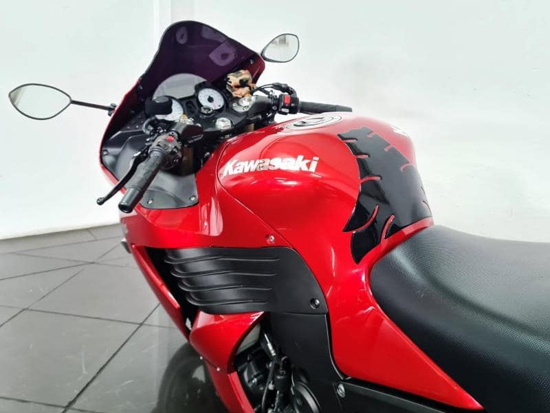 Used Kawasaki ZX4-R - Private Seller Used Kawasaki ZX4-R - Private Seller