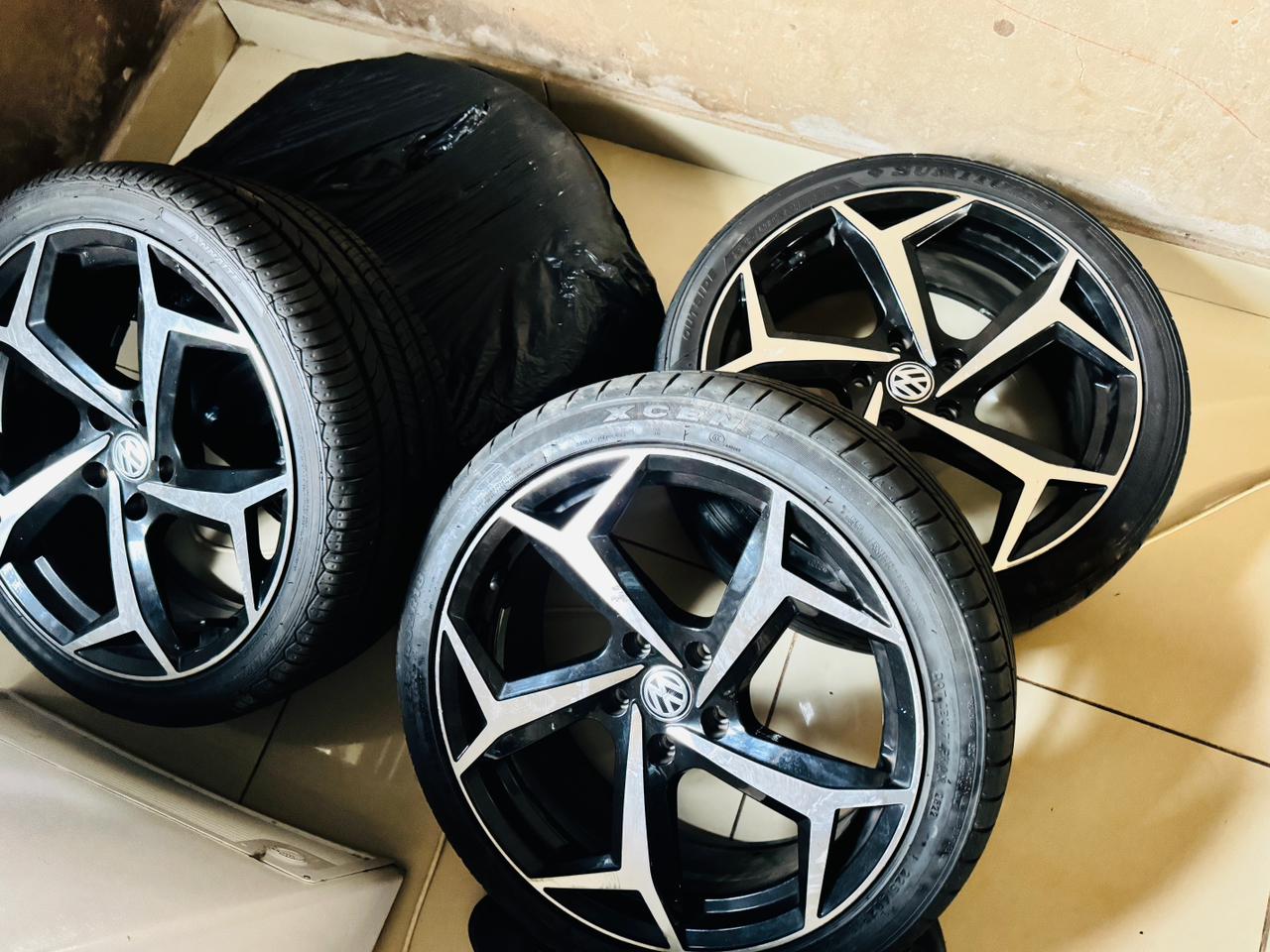 VW tyres - Private Seller VW tyres - Private Seller