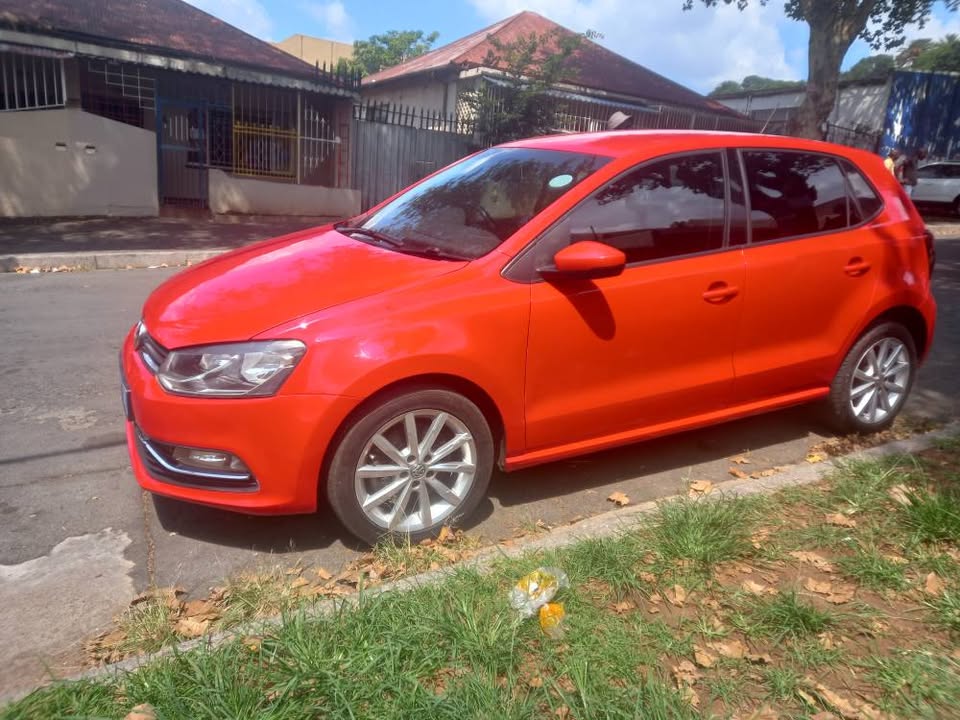 2017 VW Polo Tsi Comfortline, 1.2 Petrol, Automatic, Red, Mileage 80,000