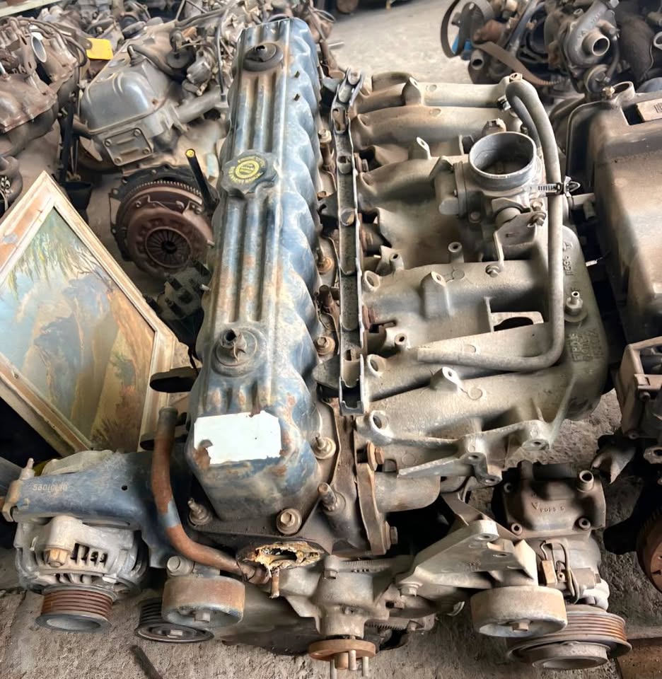 Jeep Wrangler TJ Cherokee XJ ZJ 96-98 4.0 Straight-Six Parts - Private Seller