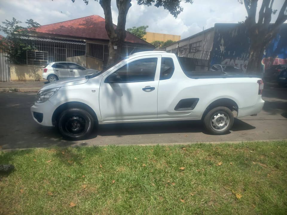 2015 Chevrolet Utility Bakkie 1.4 Petrol, Manual, White Color, Mileage.