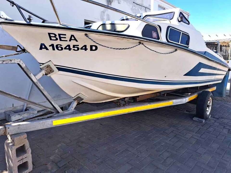 Boat for Sale, Flamingo 17ft Twin 60hp Yamaha Motors – Started, Needs Finishing Boat for Sale, Flamingo 17ft Twin 60hp Yamaha Motors – Started, Needs Finishing