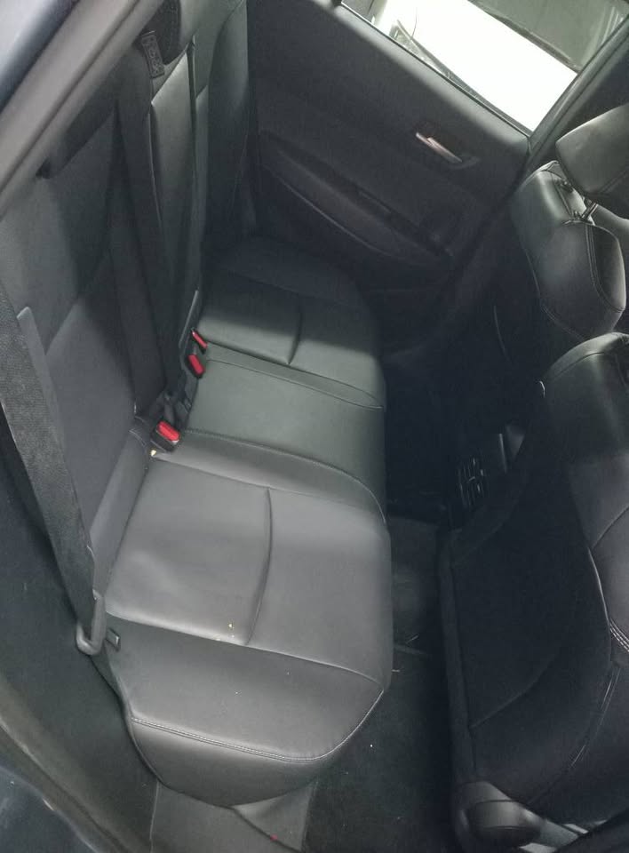 2024 Toyota Corolla Cross 1.8 Petrol  25 000km Grey  Automatic