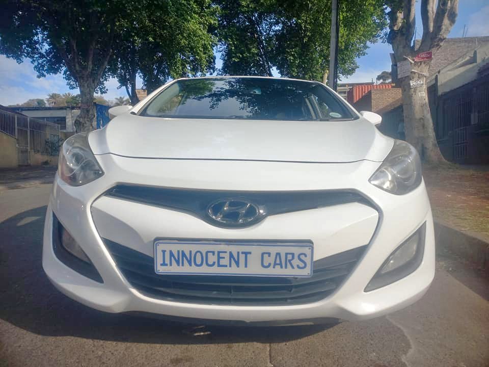 2012 HYUNDAI i30 1.6 PETROL, MANUAL, WHITE COLOR, MILEAGE 97000KMS 2012 HYUNDAI i30 1.6 PETROL, MANUAL, WHITE COLOR, MILEAGE 97000KMS