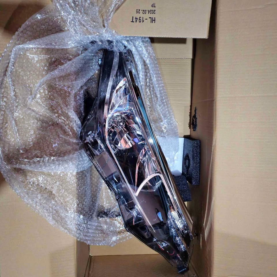 Toyota Collora Prestige Face-lift Headlight 2017 – 2023 Set