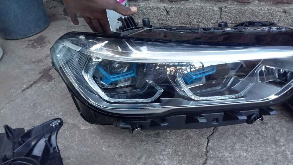 BMW X5 GO5 headlights - Private Seller BMW X5 GO5 headlights - Private Seller