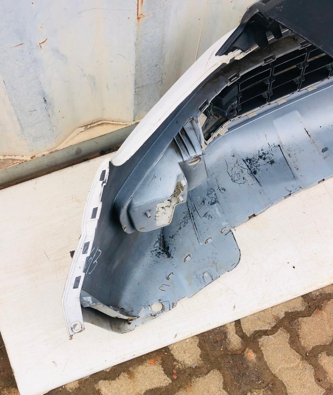VW Amarok complete front bumper (2014-2022) - Private Seller VW Amarok complete front bumper (2014-2022) - Private Seller