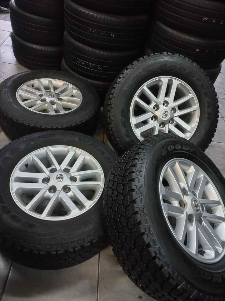 17 inch Toyota hilux mags twinspoke with tyres 265/65R17 Goodyear wrangler for s - Private Seller