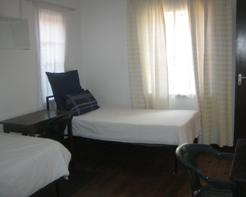 Accomodation to rent in JHB Central furnished rooms