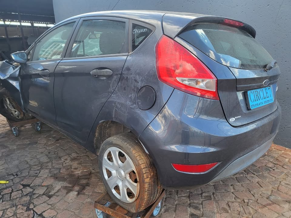 2009 Ford Fiesta 1.4 Stripping For Spare Parts Call or Whatsapp Geraldene Nel: