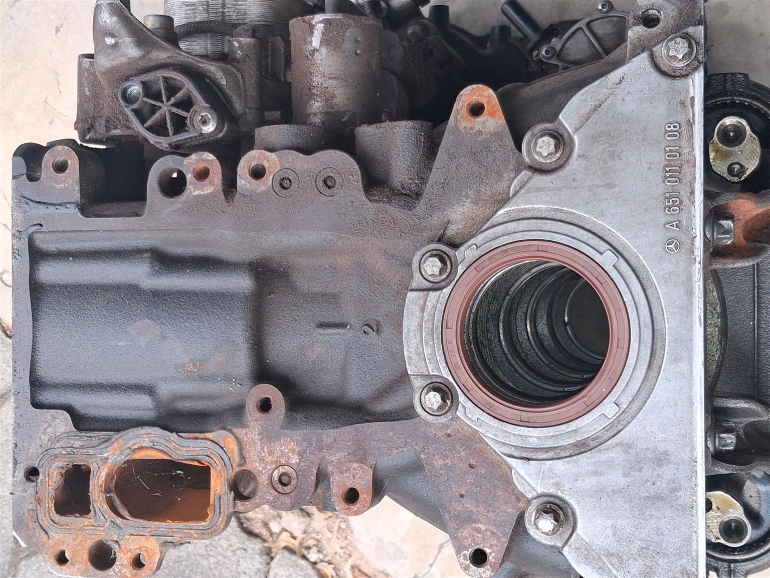 Mercedes OM651- Cylinder Block ENGINE - Private Seller Mercedes OM651- Cylinder Block ENGINE - Private Seller