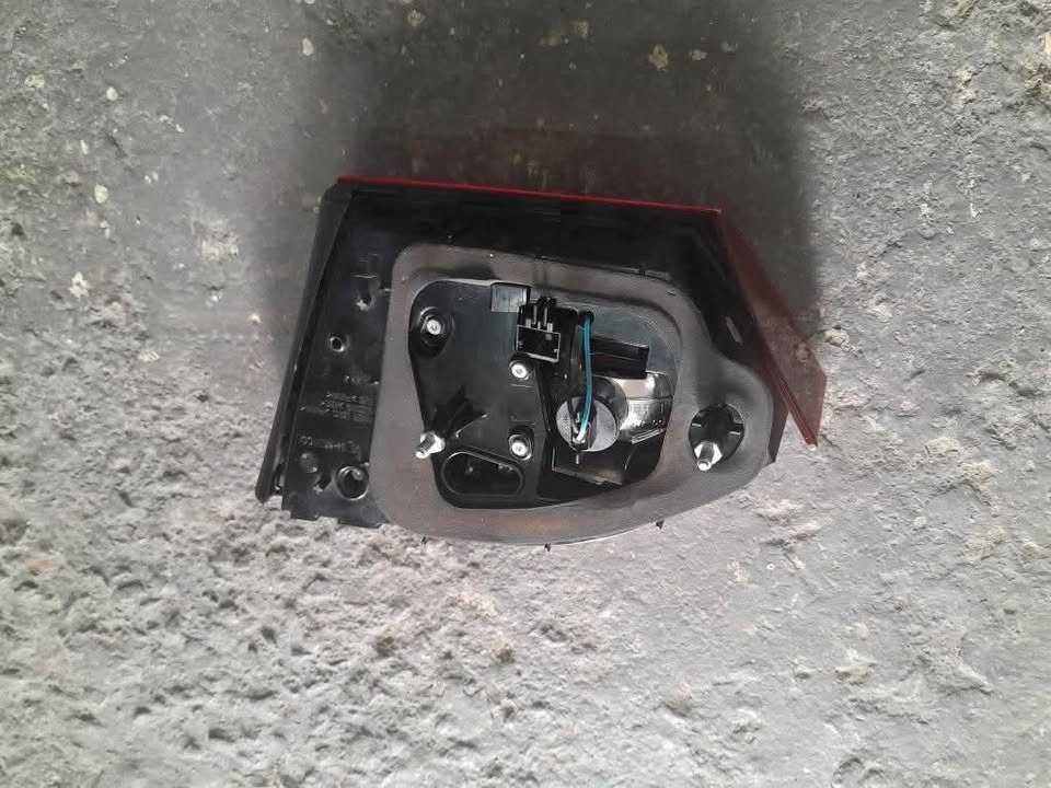 2011-2015 VW JETTA 6 TAILLIGHT FOR SALE