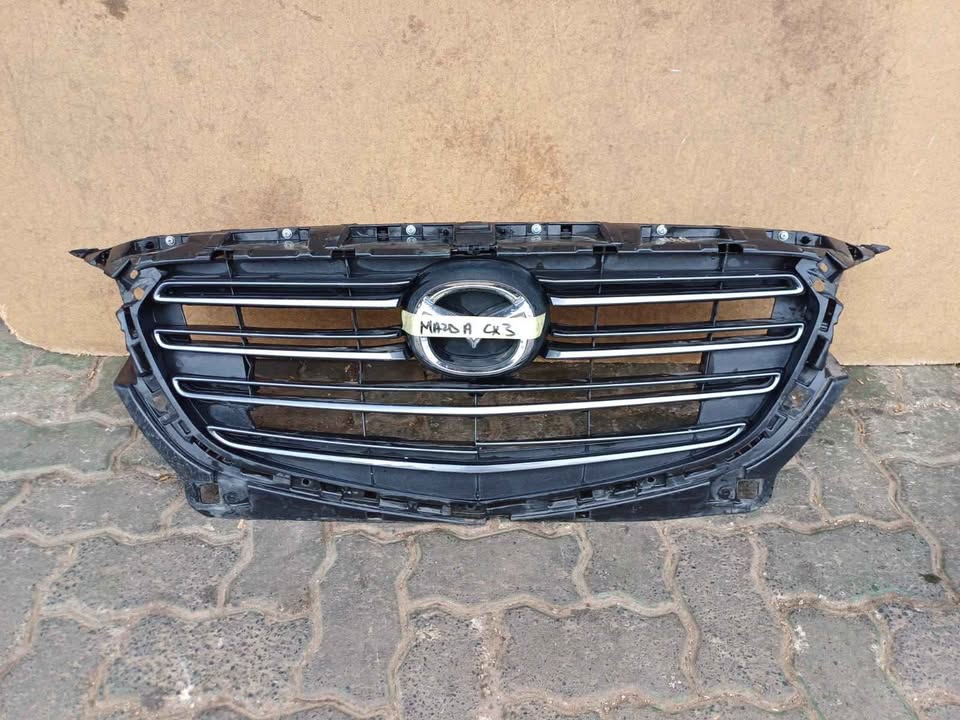 MAZDA CX-3 MAIN GRILL - Private Seller