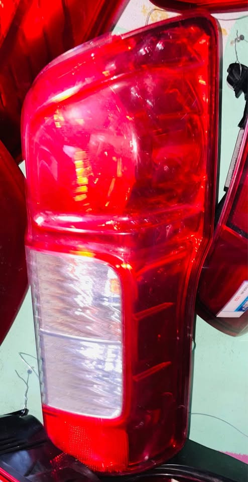 Nissan NV350 taillight - Private Seller Nissan NV350 taillight - Private Seller