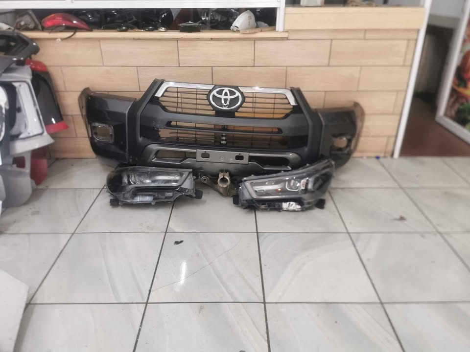 Toyota Gd6 front complete bumper and headlights 2023 - Private Seller Toyota Gd6 front complete bumper and headlights 2023 - Private Seller