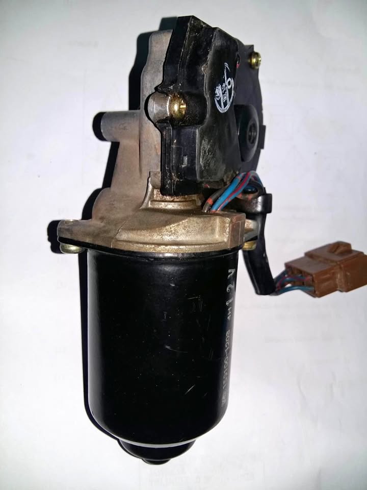 Wiper Motor - Mitsubishi Canter ) - Private Seller Wiper Motor - Mitsubishi Canter ) - Private Seller