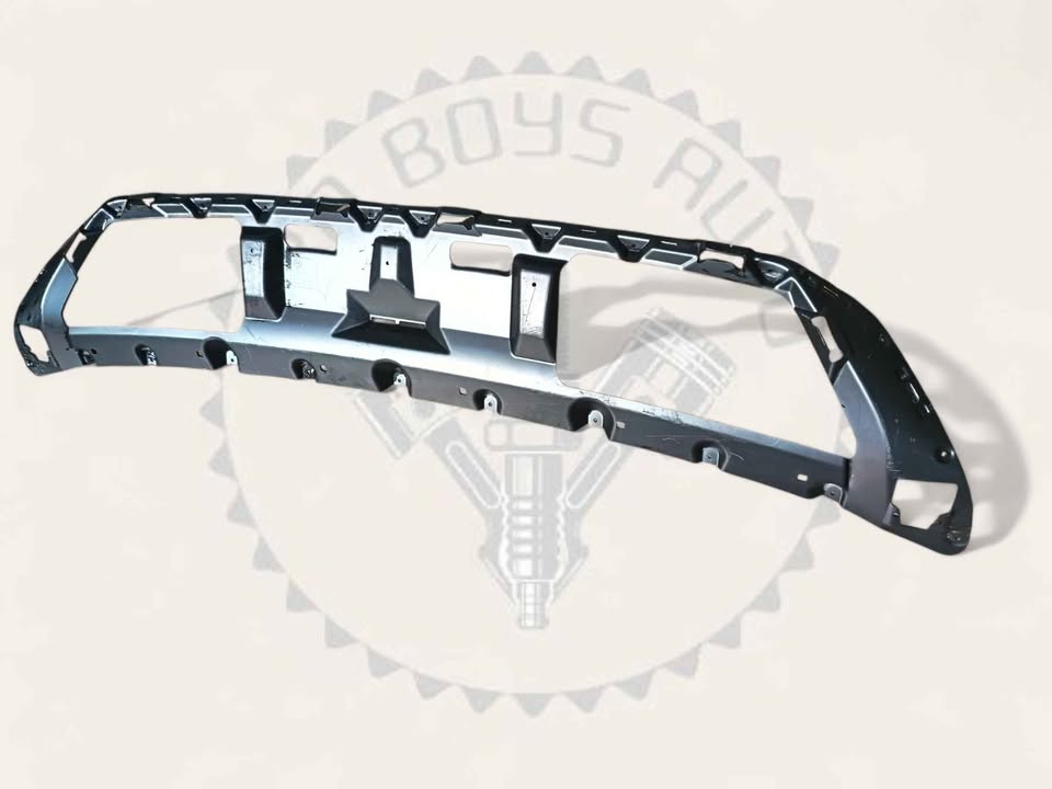 VW AMAROK BUMPER UNDER COVER AVAILABLE FOR SALE BRAND NEW OEM - Private Seller
