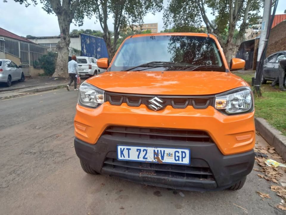 2020 Suzuki SPresso 1.0 Petrol, Automatic, Orange, 17000kms, Service Book