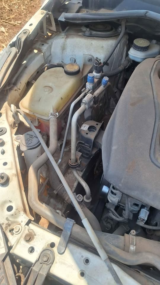 Toyota Corrola Esteem d4d accident damaged selling as is