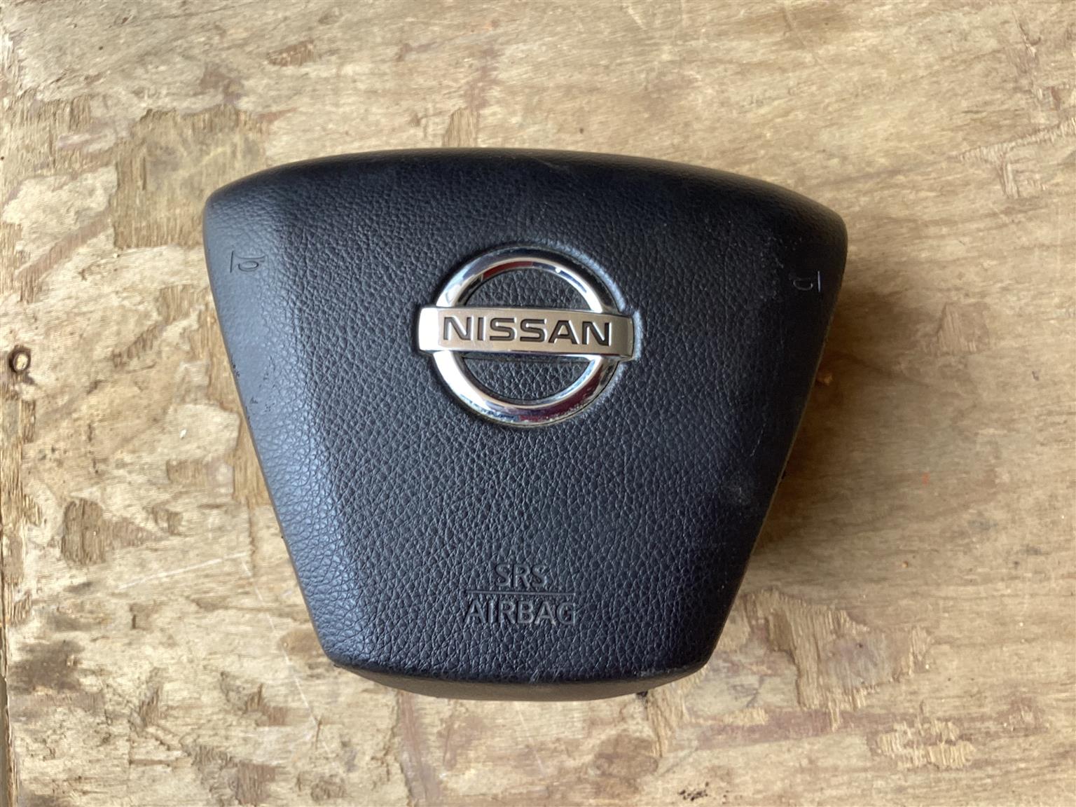 Steering wheel airbag for Murano - Private Seller