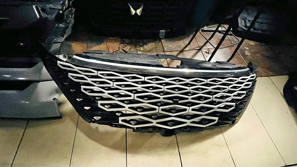 Chery Omoda 5 grille - Private Seller Chery Omoda 5 grille - Private Seller