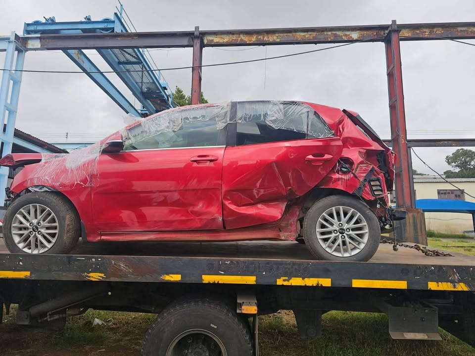 KIA RIO 1.4 MANUAL STRIPPING FOR SPARTS - Private Seller