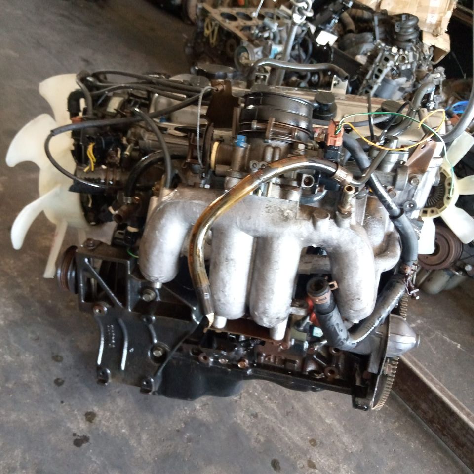 Mitsubishi 2.4L 16V 4G64 Engine for Sale - Private Seller