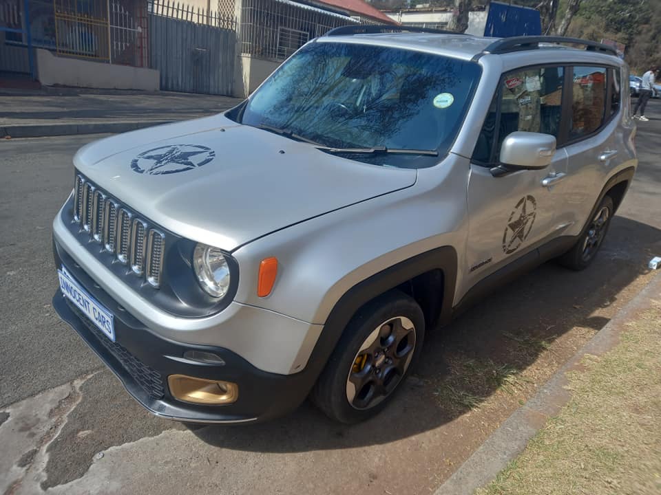 2016 JEEP RENEGADE 1.6 ENGINE PETROL, MANUAL, SILVER COLOR, MILEAGE 80000KM