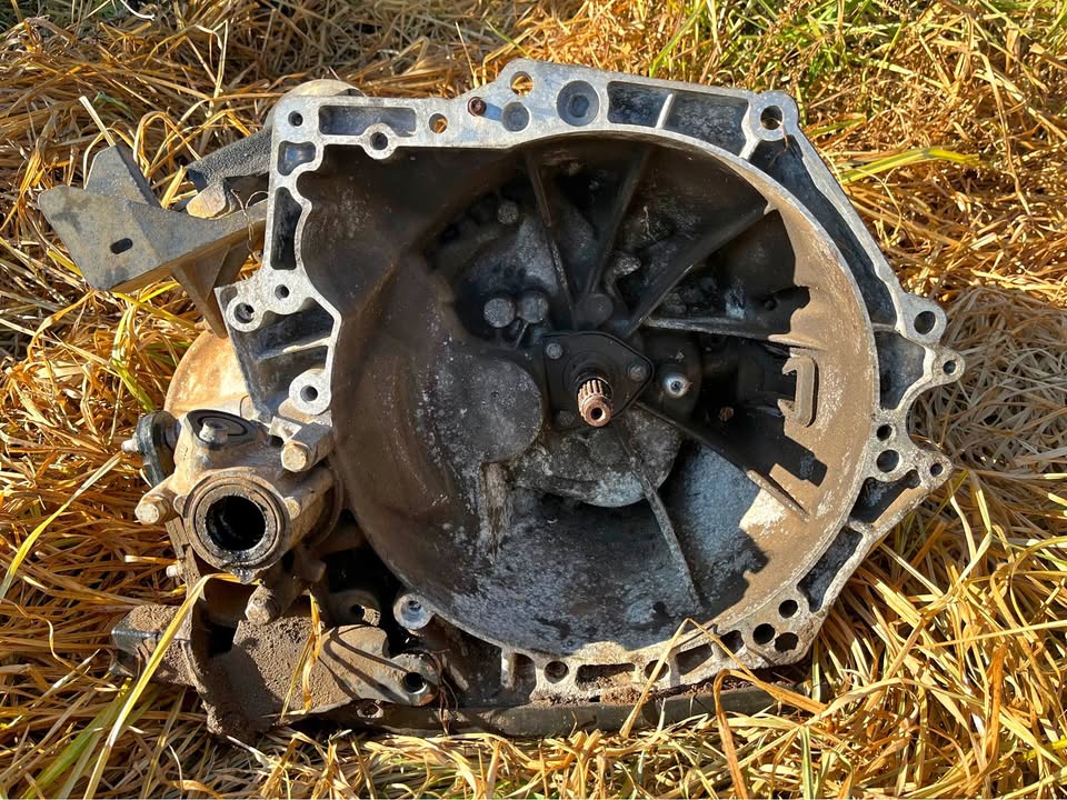 Peugeot 308 Gearbox - Private Seller Peugeot 308 Gearbox - Private Seller