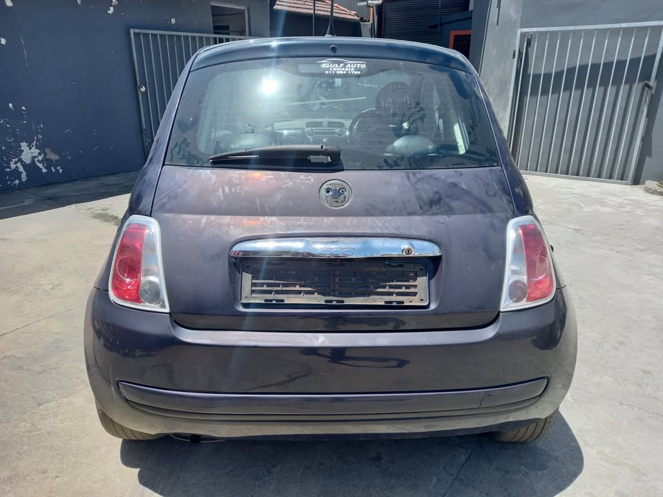 FIAT 500 STRIPPING FOR SPARES