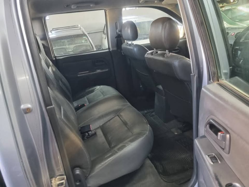 2011 Isuzu Kb300 LX D teq Manual 105000km Mechanically Perfect with Spare Key, Leather Seat