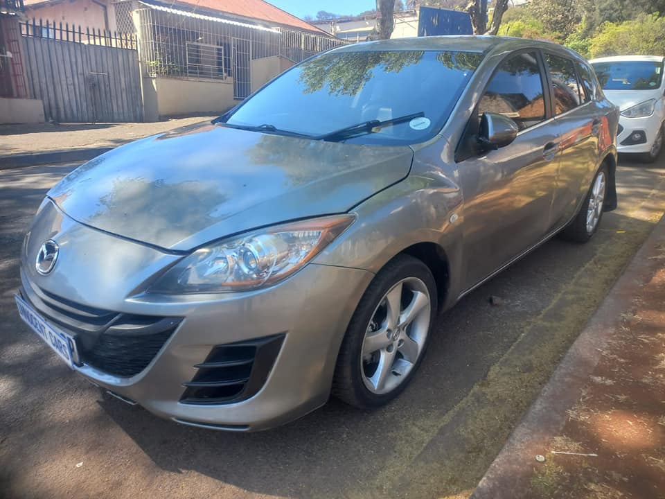 2012 MAZDA 3 1.6 ENGINE PETROL, MANUAL, MILEAGE 137000KMS, GREY COLOR