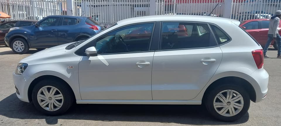 2022 VW POLO VIVO 1.4 MANUAL TRANSMISSION, WHITE COLOUR, MILEAGE 30000KM