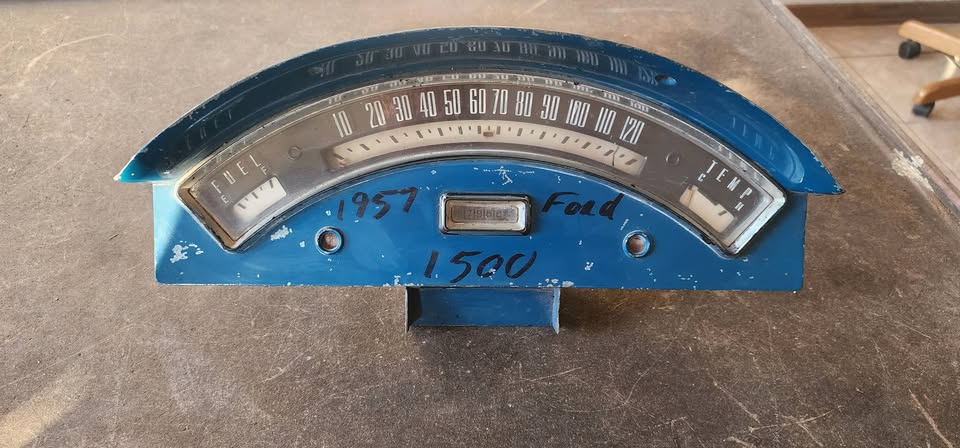1957-1958 Ford Ranchero / Fairlane Instrument Cluster - Private Seller 1957-1958 Ford Ranchero / Fairlane Instrument Cluster - Private Seller