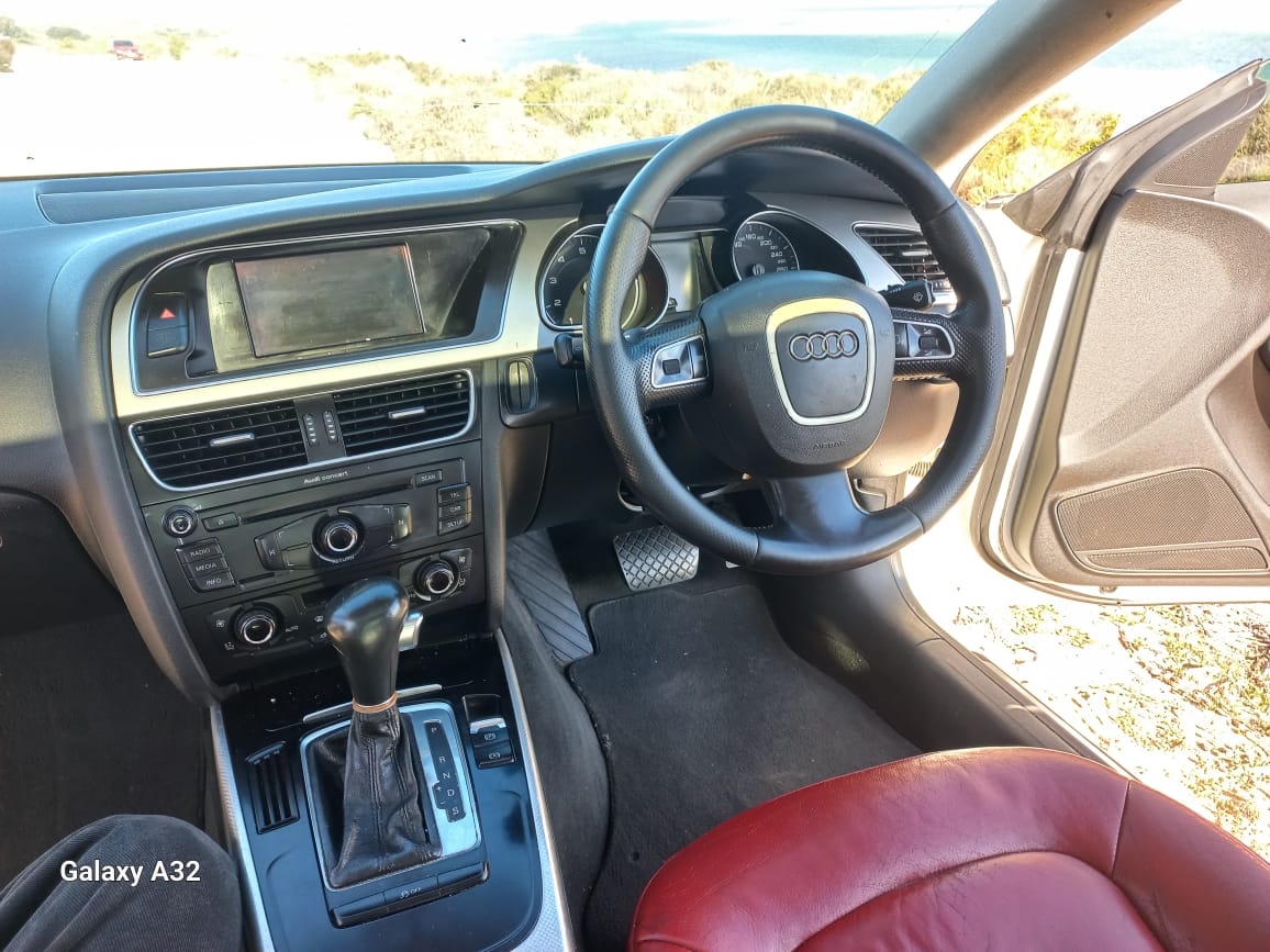 Audi A5 2.0 Quattro, S Line, 7 speed Automatic, Immaculate condition.