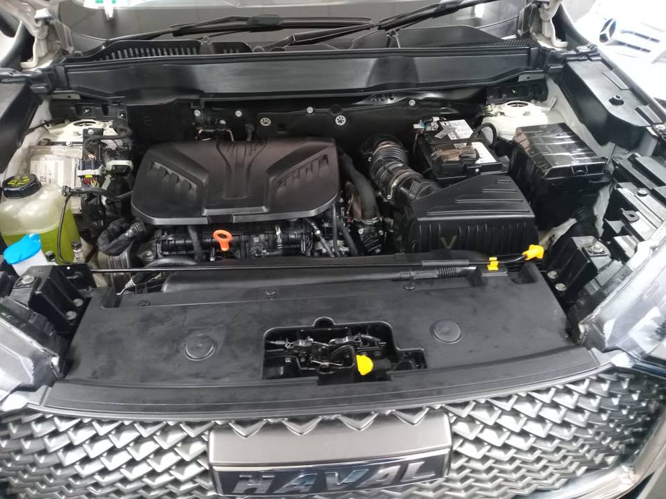 2022 Haval H6 2.0 Gdit Petrol ,Automatic  Leather interior  Reverse sensor and reverse camera