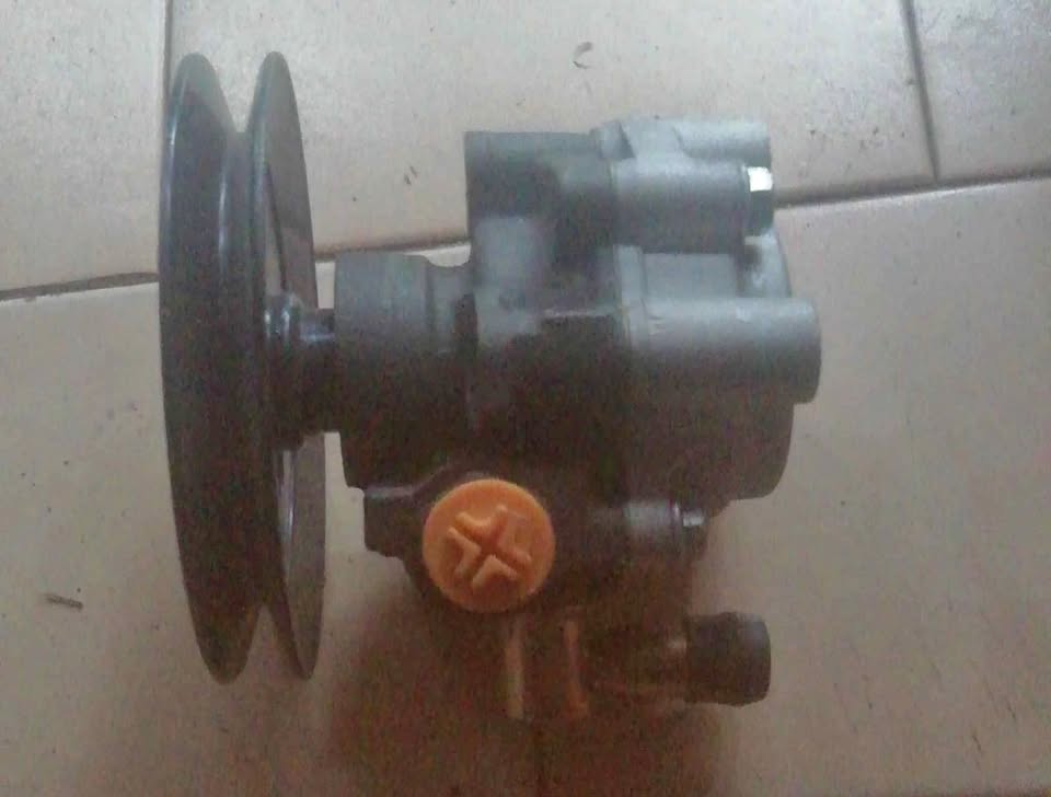 Toyota Haice power steering pump - Private Seller Toyota Haice power steering pump - Private Seller